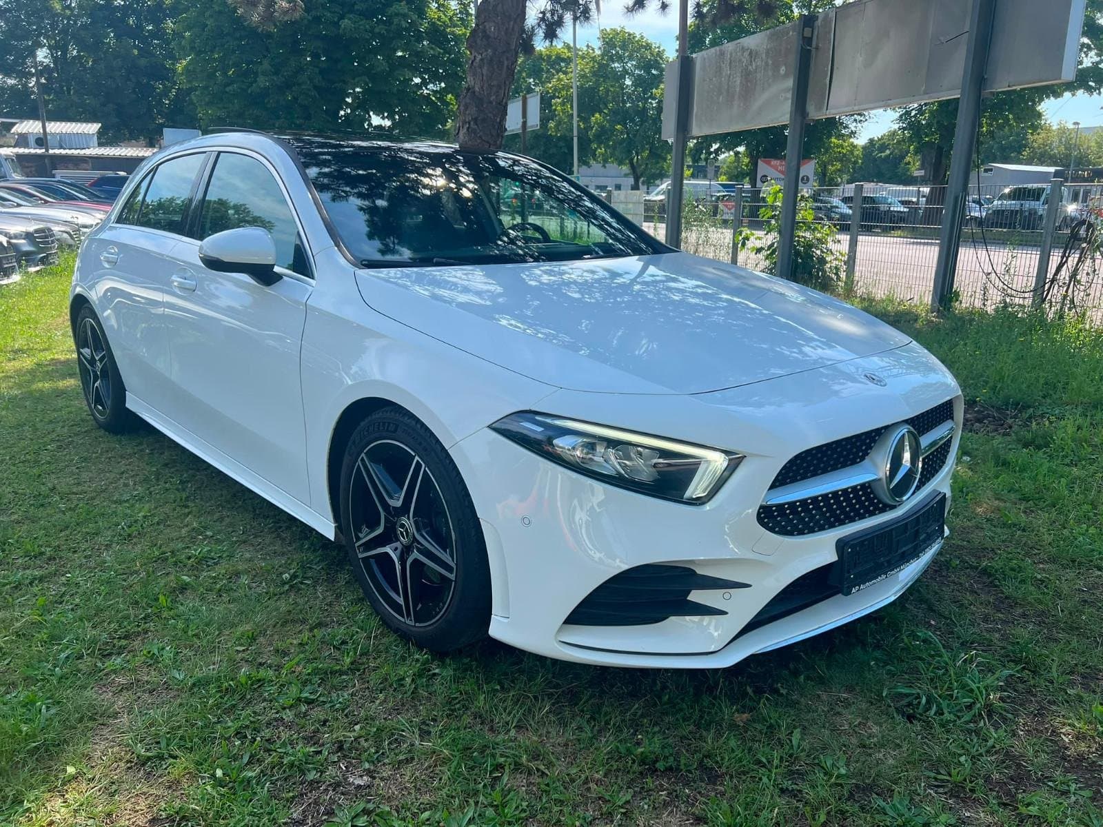 Mercedes-Benz A 220 AMG LINE